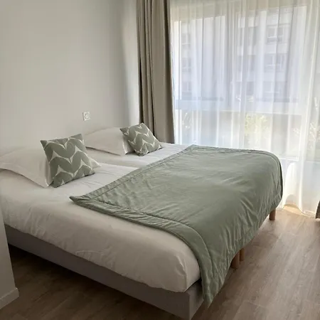 Services Seniors Domitys - Ulma Апарт-отель