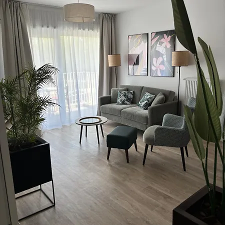 Aparthotel Services Seniors Domitys - Ulma Lille